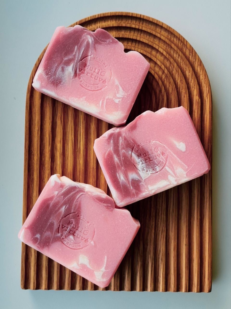 NATŪRALUS RANKŲ DARBO MUILAS | GRANATŲ