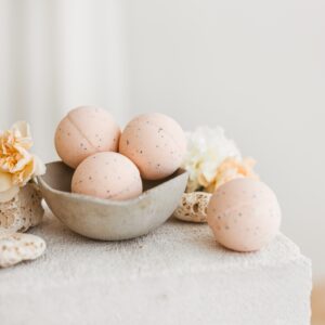 VONIOS BOMBA | JAZMINAS IR MELEONAS