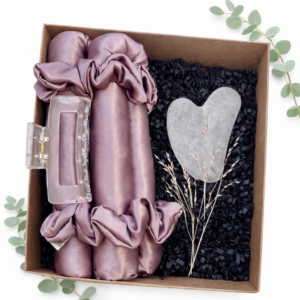 DOVANŲ RINKINYS "ŠILKINĖS GARBANOS"