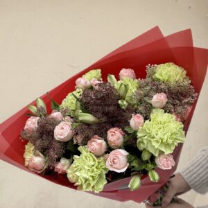 ŠVIEŽIŲ GĖLIŲ PUOKŠTĖ "VALENTINE'S EDITION"