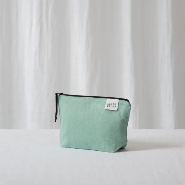 "Linen tales" kosmetinė | Mėtinė